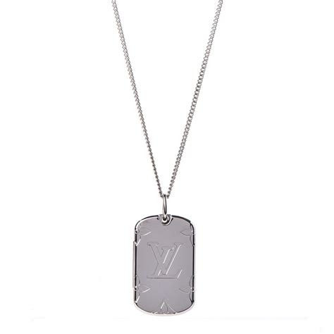 louis vuitton gamble necklace|Louis Vuitton monogram locket necklace.